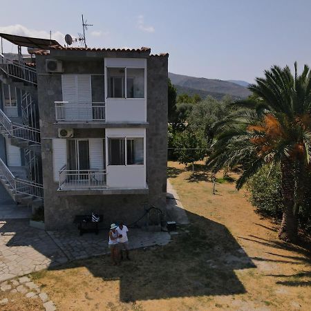 Pension Lakis Prínos Exterior foto